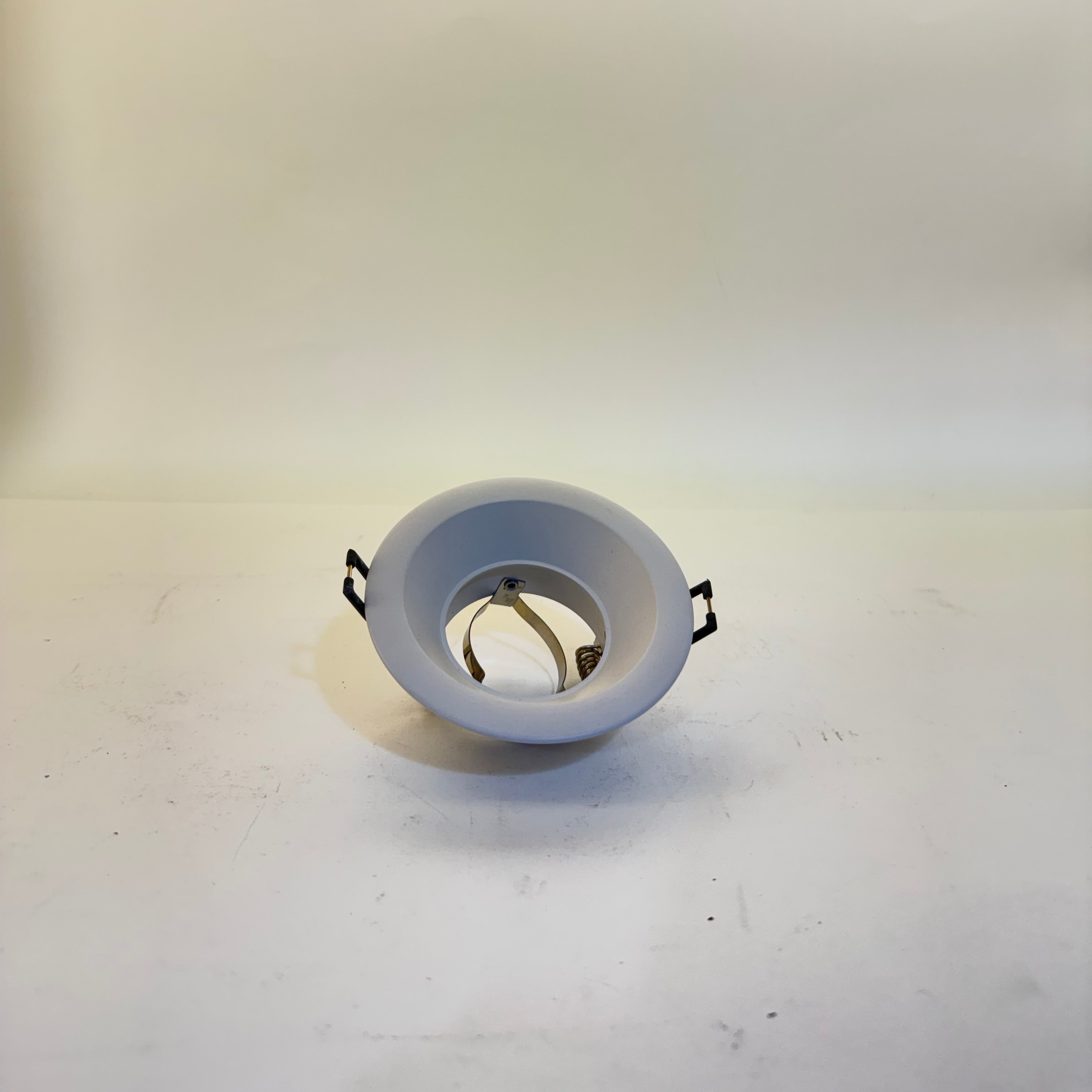 Spot encastré blanc (avec lampe)